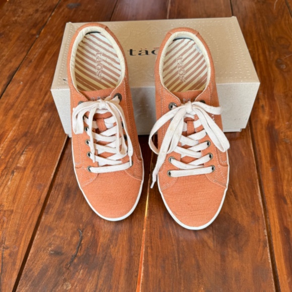 Taos Star Canvas Sneakers - Picture 5 of 5